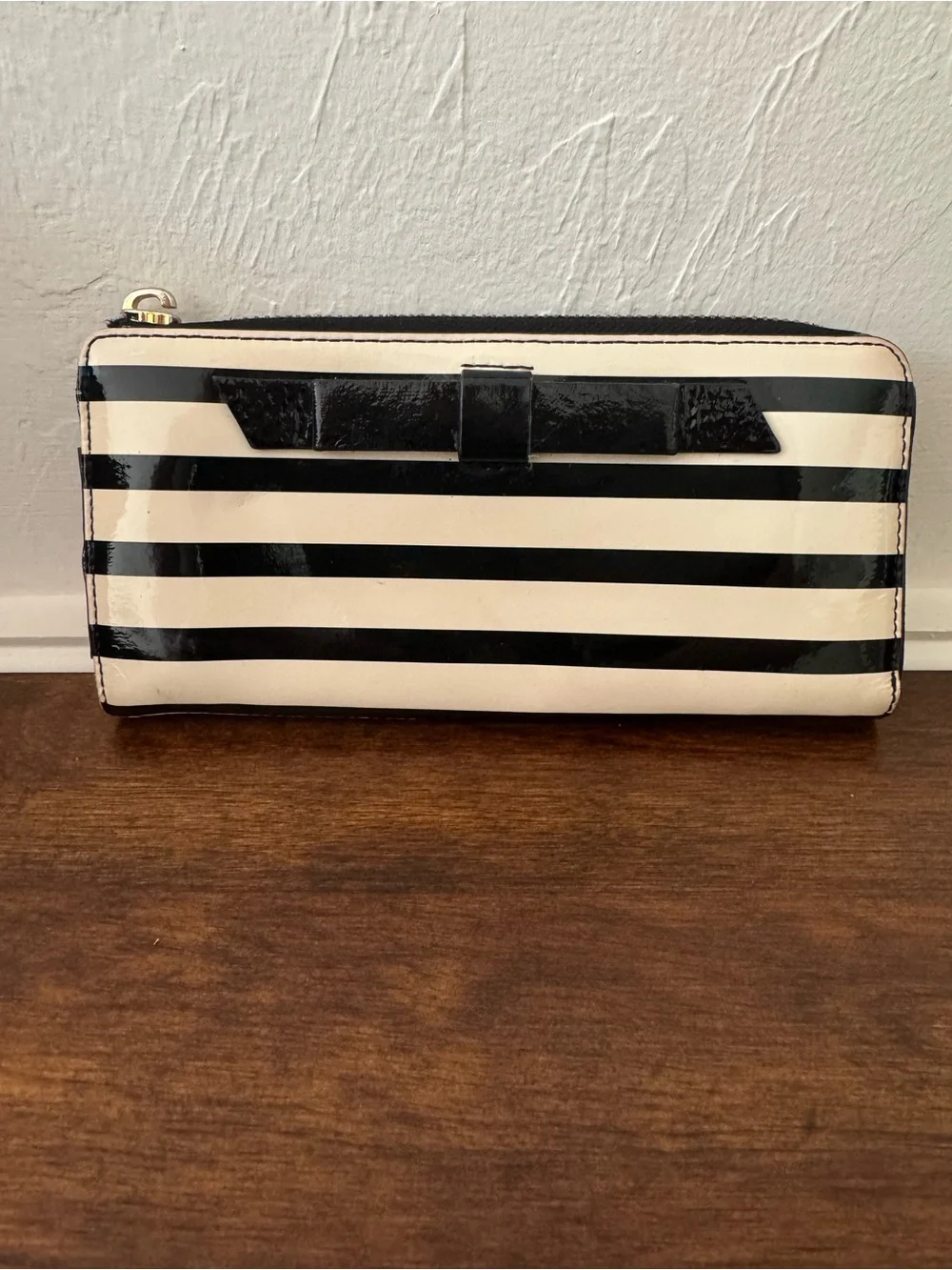 Kate Spade Striped Black and White Women's Zip Wallet